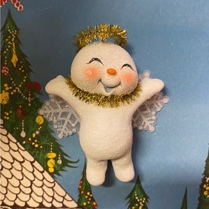🎄Hallmark 2016 Sweet Snow Angel Ornament